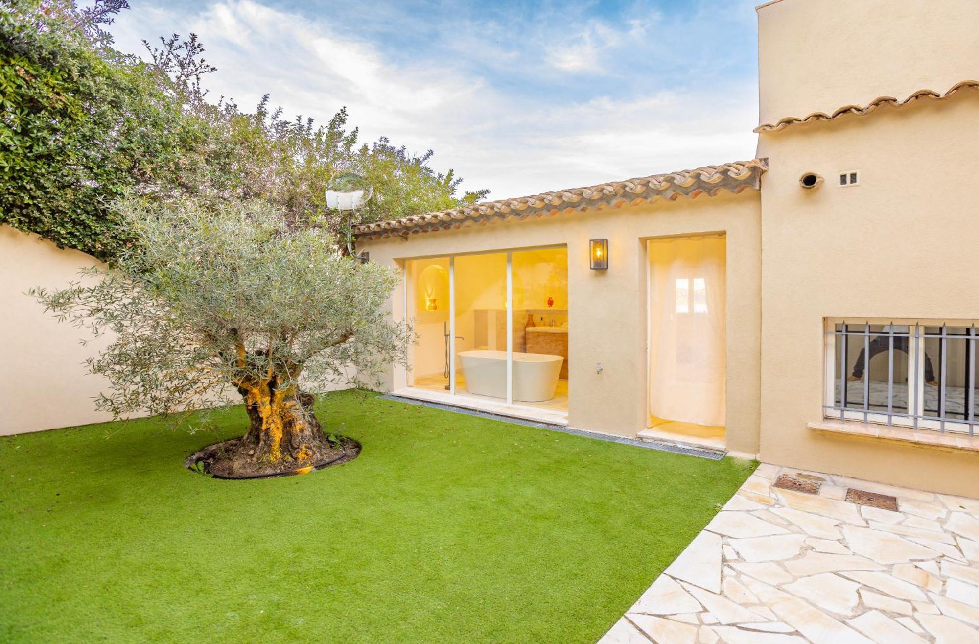 Superbe Villa, Incroyable Vue Mer, Piscine Chauffee, Climatisee Sainte-Maxime Exterior foto
