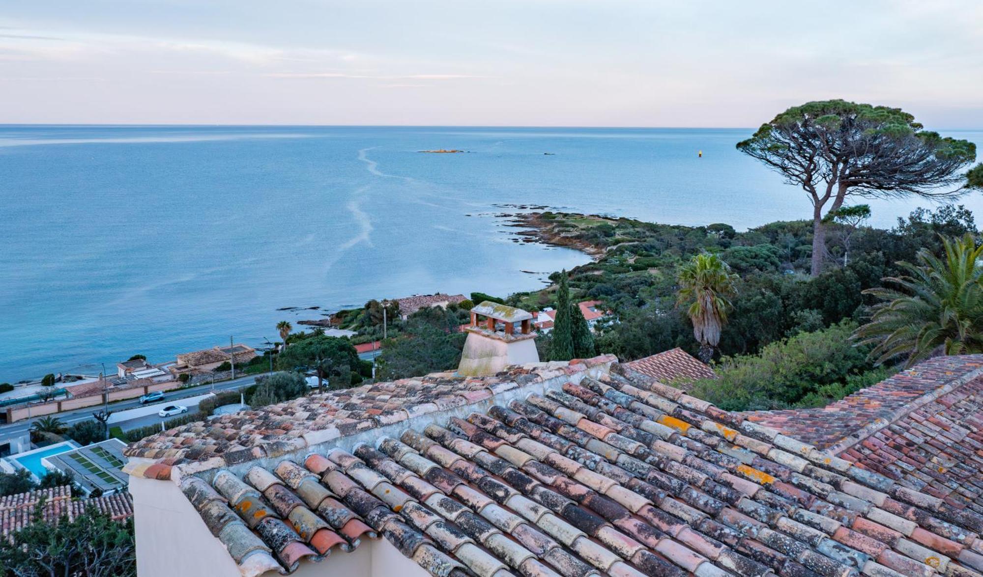 Superbe Villa, Incroyable Vue Mer, Piscine Chauffee, Climatisee Sainte-Maxime Exterior foto